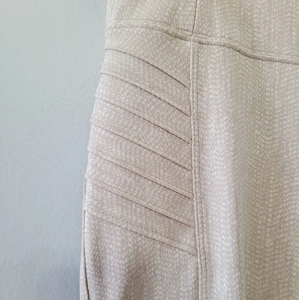 Athleta Delancey Textured Moto Tight EUC Size Medium, Zippered Pockets High Rise - Picture 5 of 15
